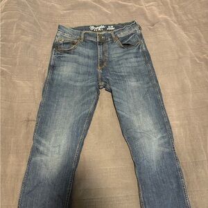 Wrangler Men's Classic Blue RETRO Slim Straight Jeans